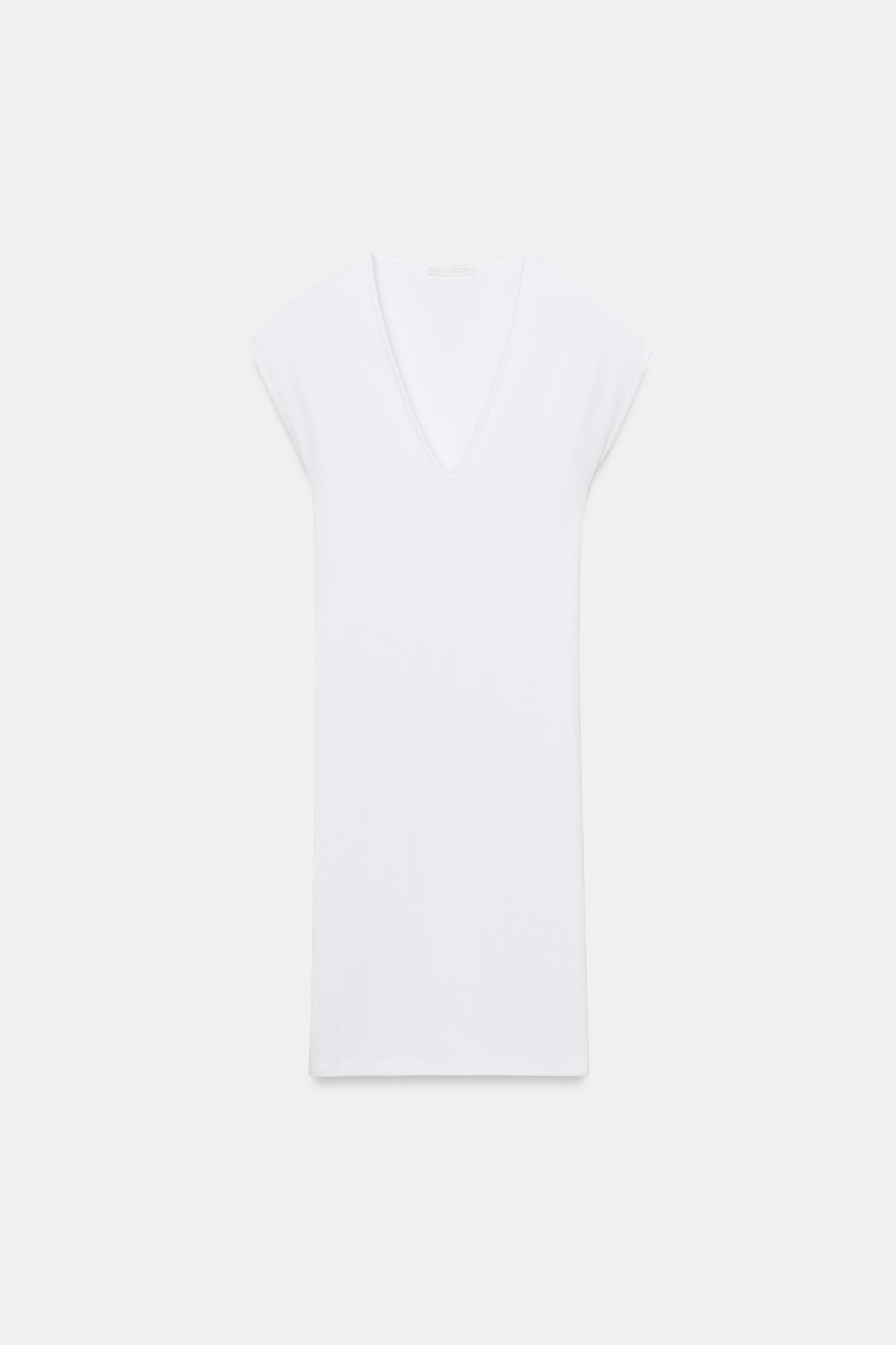 ROBE COURTE COL EN V